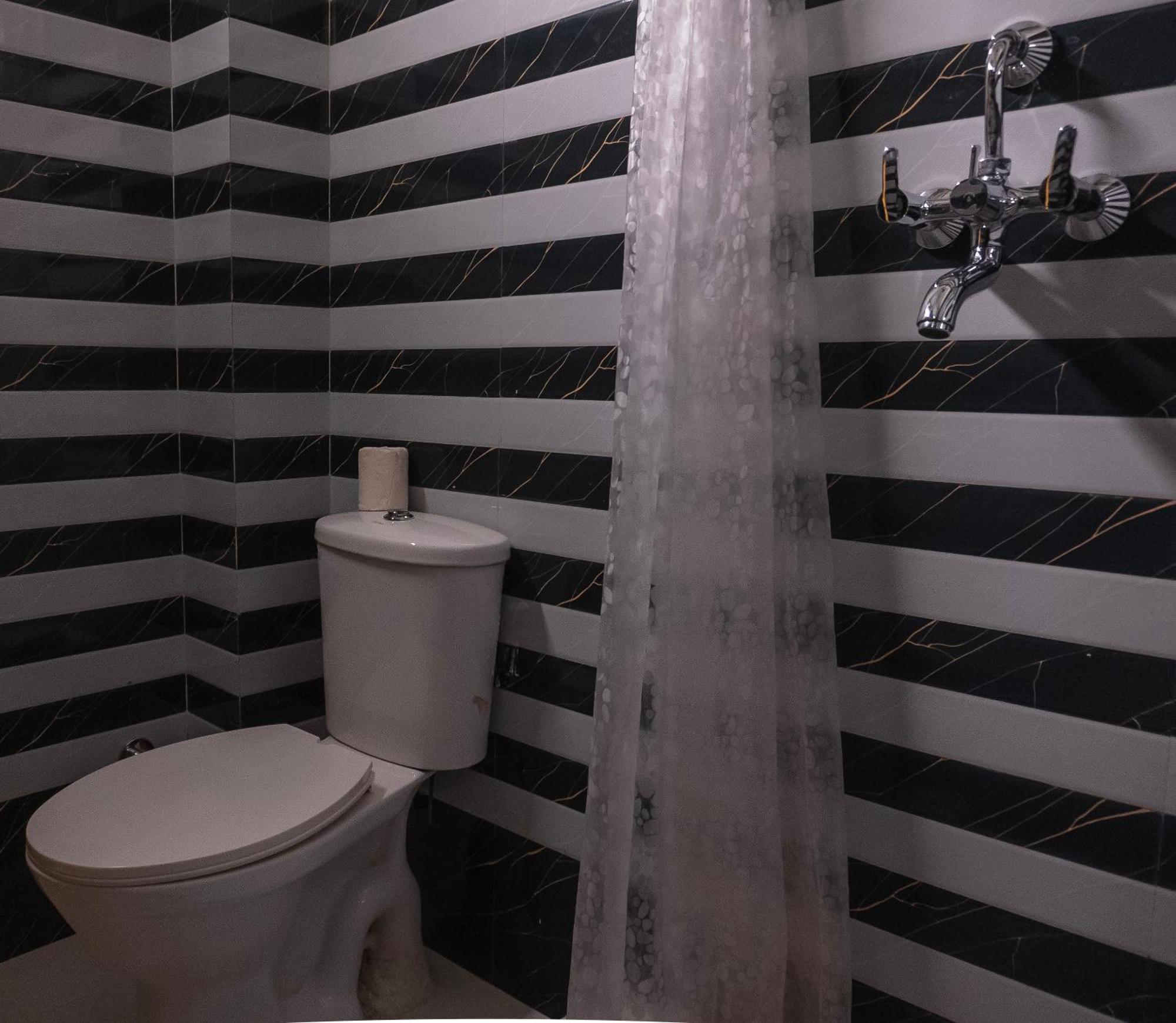אודייפור Hotel Pratap Bhawan מראה חיצוני תמונה